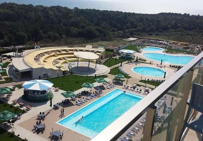 Waves & Whispers - Acces Gratuit Piscina 奥林普