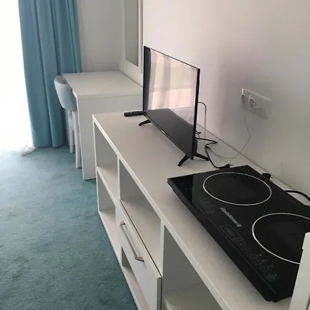 Waves & Whispers - Acces Gratuit Piscina Appartamento